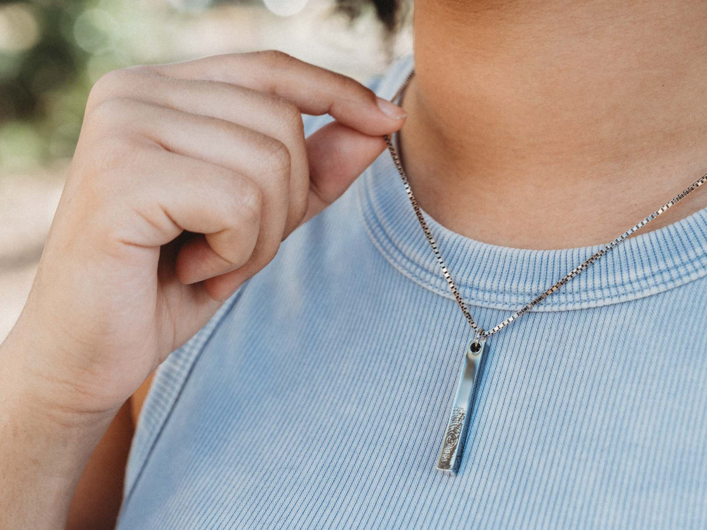 4-Sided Stainless Steel Bar