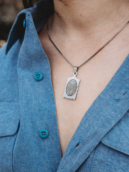 Irregular-Edge Rectangle Pendant